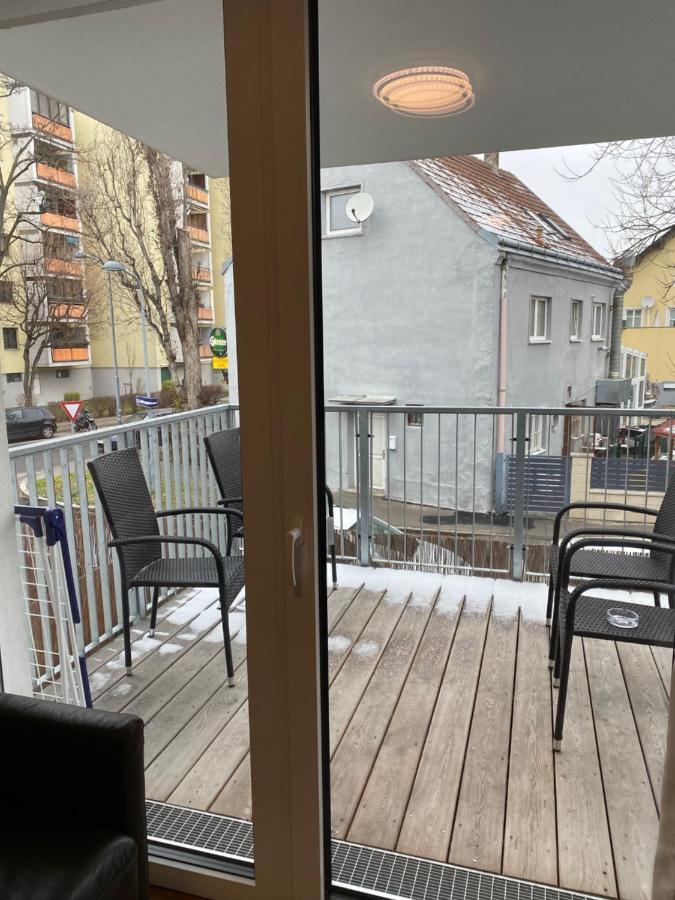 Modern Apartment With Balcony Near City Center Vienna Exterior photo